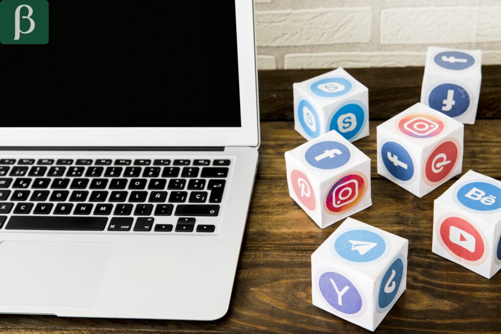 Análise de estratégias para redes sociais, focada em aumentar engajamento e resultados.